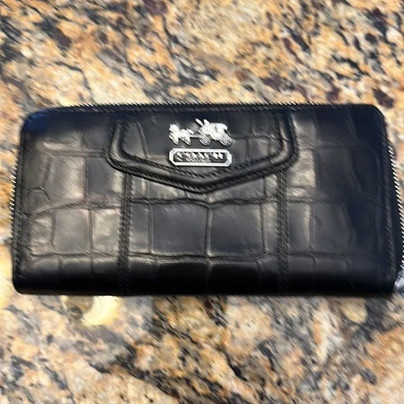 COACH ❤️ MADISON CROC EMBOSSED PATENT LEATHER ~LIMITED EDITION~ Bag & Wallet Set - Picture 13 of 15